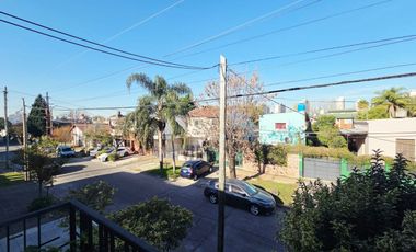 Venta Casa Multifamiliar en Tapiales Gran Lote