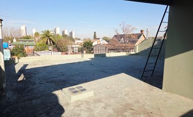 Venta Casa Multifamiliar en Tapiales Gran Lote