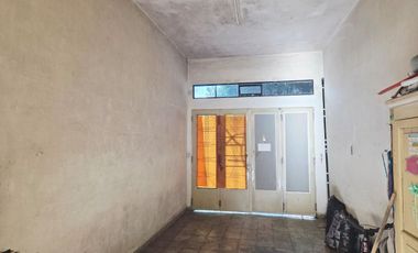 Venta Casa Multifamiliar en Tapiales Gran Lote