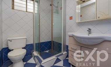 Casa en Venta en Avenida Central con Avenida Las Nalcas Norte