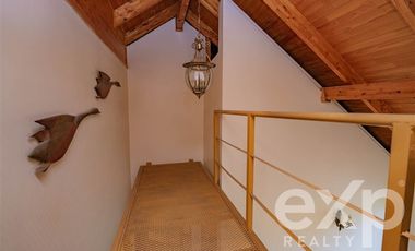 Casa en Venta en Avenida Central con Avenida Las Nalcas Norte