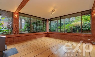 Casa en Venta en Avenida Central con Avenida Las Nalcas Norte