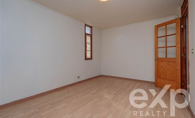 Casa en Venta en Avenida Central con Avenida Las Nalcas Norte