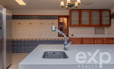 Casa en Venta en Avenida Central con Avenida Las Nalcas Norte