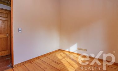 Casa en Venta en Avenida Central con Avenida Las Nalcas Norte