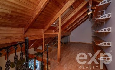 Casa en Venta en Avenida Central con Avenida Las Nalcas Norte