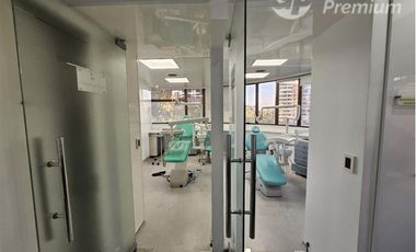 Oficina en Arriendo en ESPECTACULAR CLINICA DENTAL, RECIEN REMODELADA, A PASOS DE TODO LO QUE NECESITAS