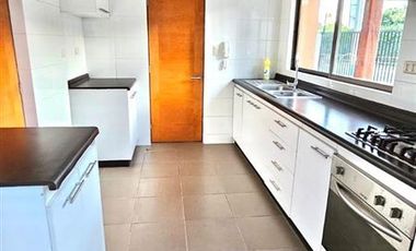 Casa en Arriendo en Avenida Santa Cruz