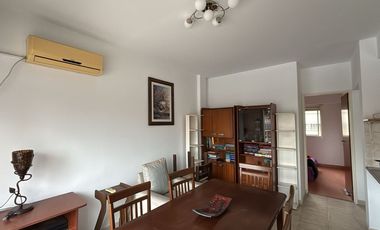 ALQUILER - DEPTO 2 AMBIENTES - CASEROS - AMOBLADO
