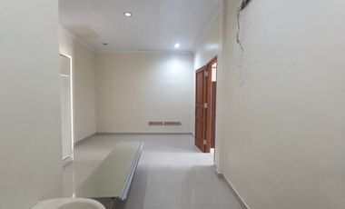 Rumah lux solo baru