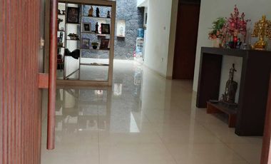 TERMURAH di Lokasi PREMIUMnya kota CIMAHI di komplek Nusa Hijau rumah LUAS dijual MURAH