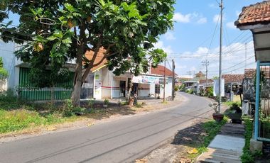 Jual rmh hit tanah di sukodono lumajang dekat samsat shm