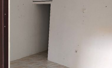 DISEWAKAN Rumah 3 PETAK STRATEGIS