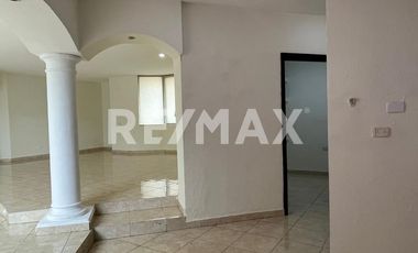 CASA EN VENTA - (3)