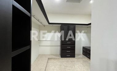 CASA EN VENTA - (3)