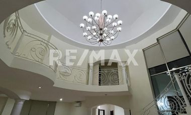 CASA EN VENTA - (3)