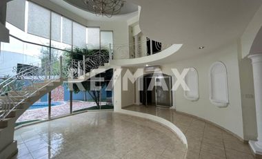 CASA EN VENTA - (3)