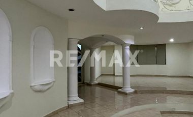 CASA EN VENTA - (3)