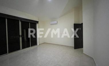 CASA EN VENTA - (3)