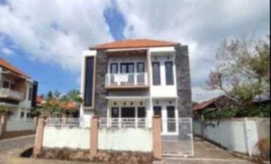 Rumah Minimalis 2LT Posisi Hook Di Perum New Panji Executive Sukasada