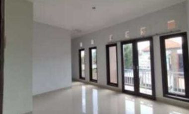 Rumah Minimalis 2LT Posisi Hook Di Perum New Panji Executive Sukasada