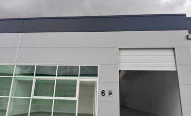 Bodega de 220 m2, nueva en venta dentro de Europark III, Tlacote, Querétaro