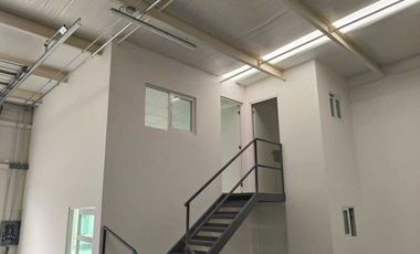 Bodega de 220 m2, nueva en venta dentro de Europark III, Tlacote, Querétaro