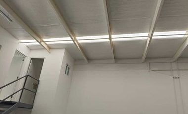Bodega de 220 m2, nueva en venta dentro de Europark III, Tlacote, Querétaro