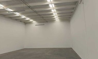 Bodega de 220 m2, nueva en venta dentro de Europark III, Tlacote, Querétaro