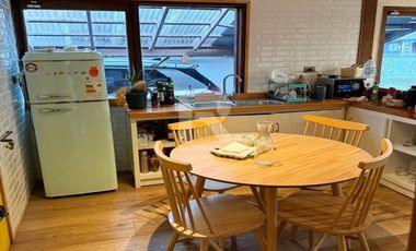 CASA COMERCIAL CALLE LA QUEBRADA, SECTOR IMPERIAL