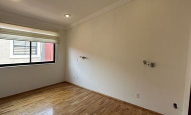 Venta de bonita casa en Condominio Polanco $11,000,000,00 PG