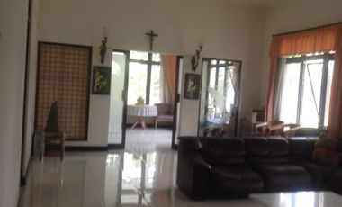 DIJUAL DIBAWAH NJOP Rumah besar di Lokasi Premium Tepi Jalan Timooho