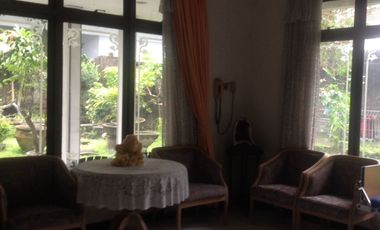 DIJUAL DIBAWAH NJOP Rumah besar di Lokasi Premium Tepi Jalan Timooho