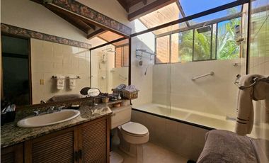 Venta de Casa familiar en el Poblado, los Balsos