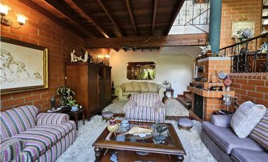 Venta de Casa familiar en el Poblado, los Balsos