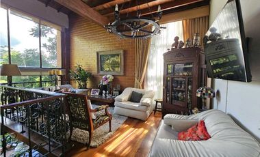 Venta de Casa familiar en el Poblado, los Balsos