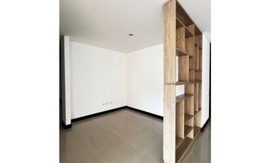 APARTAMENTO CON VISTA A LA MONTAÑA