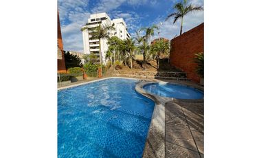 APARTAMENTO CON VISTA A LA MONTAÑA