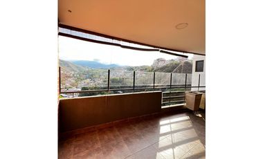 APARTAMENTO CON VISTA A LA MONTAÑA