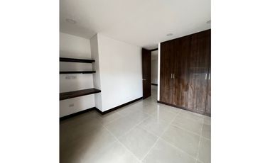 APARTAMENTO CON VISTA A LA MONTAÑA