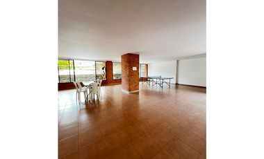 APARTAMENTO CON VISTA A LA MONTAÑA
