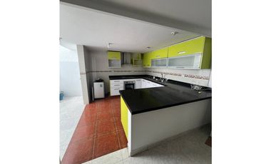 ALQUILER DE CASA TEQUENDAMA