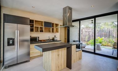 VILLA RESIDENCIAL EN VENTA DE 3 HABITACION CON ALBERCA PRIVADA UBICADA A 5 MINUTOS DEL MAR EN AKUMAL