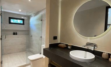 VILLA RESIDENCIAL EN VENTA DE 3 HABITACION CON ALBERCA PRIVADA UBICADA A 5 MINUTOS DEL MAR EN AKUMAL