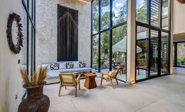 VILLA RESIDENCIAL EN VENTA DE 3 HABITACION CON ALBERCA PRIVADA UBICADA A 5 MINUTOS DEL MAR EN AKUMAL