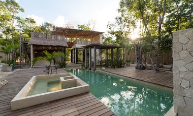 VILLA DE DOS RECAMARAS CON ALBERCA PRIVADA UBICADA EN RESIDENCIAL A 5 MINUTOS DEL MAR EN AKUMAL