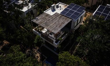 VILLA DE DOS RECAMARAS CON ALBERCA PRIVADA UBICADA EN RESIDENCIAL A 5 MINUTOS DEL MAR EN AKUMAL