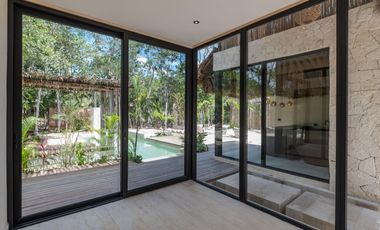 VILLA DE DOS RECAMARAS CON ALBERCA PRIVADA UBICADA EN RESIDENCIAL A 5 MINUTOS DEL MAR EN AKUMAL