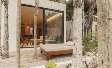 VENTA DE VILLA LOFT CON ALBERCA PRIVADA A 5 MINUTOS DEL MAR UBICADA EN AKUMAL