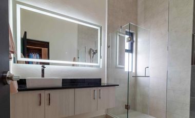 VENTA DE CASA DE TRES RECAMARAS UBICADA A 10 MINUTOS DEL MAR EN PLAYA DEL CARMEN